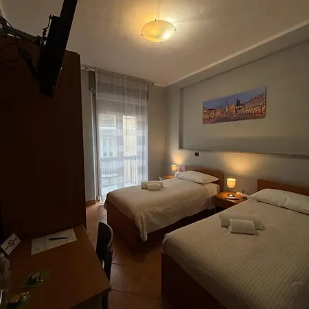 Domus Hotel Caselle Torinese Exterior photo